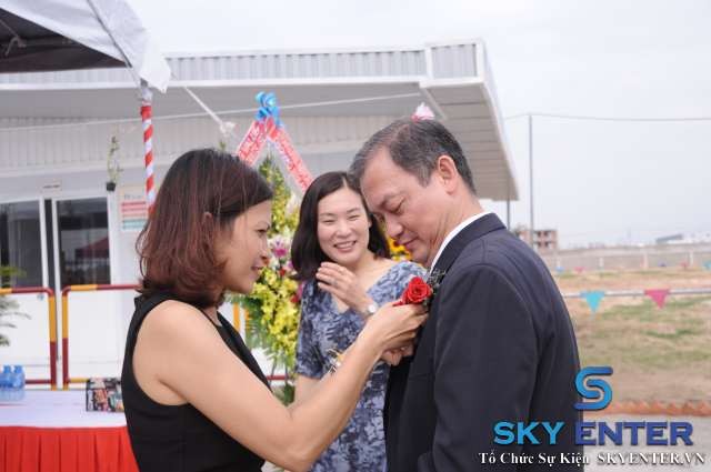 Tổ Chức Sự Kiện Khởi Công